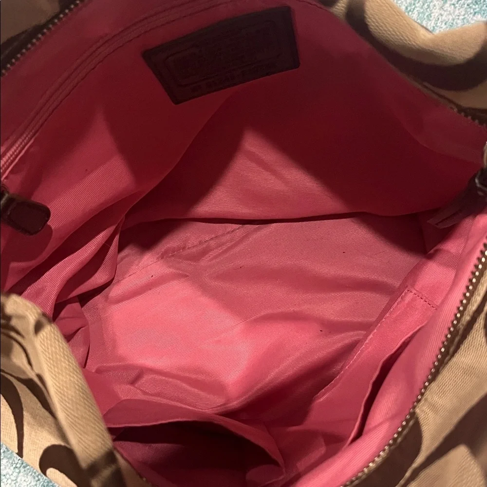 Coach Signature Shoulder Bag